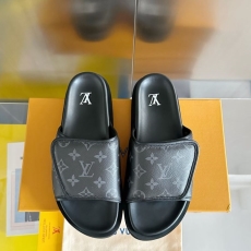 Louis Vuitton Slippers